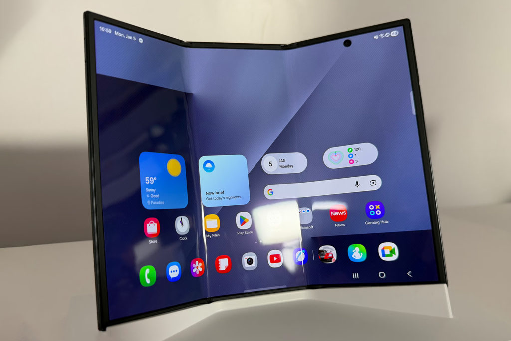 Samsung Siapkan Fold 8 Wide, Jawaban Nyaman untuk iPhone Fold