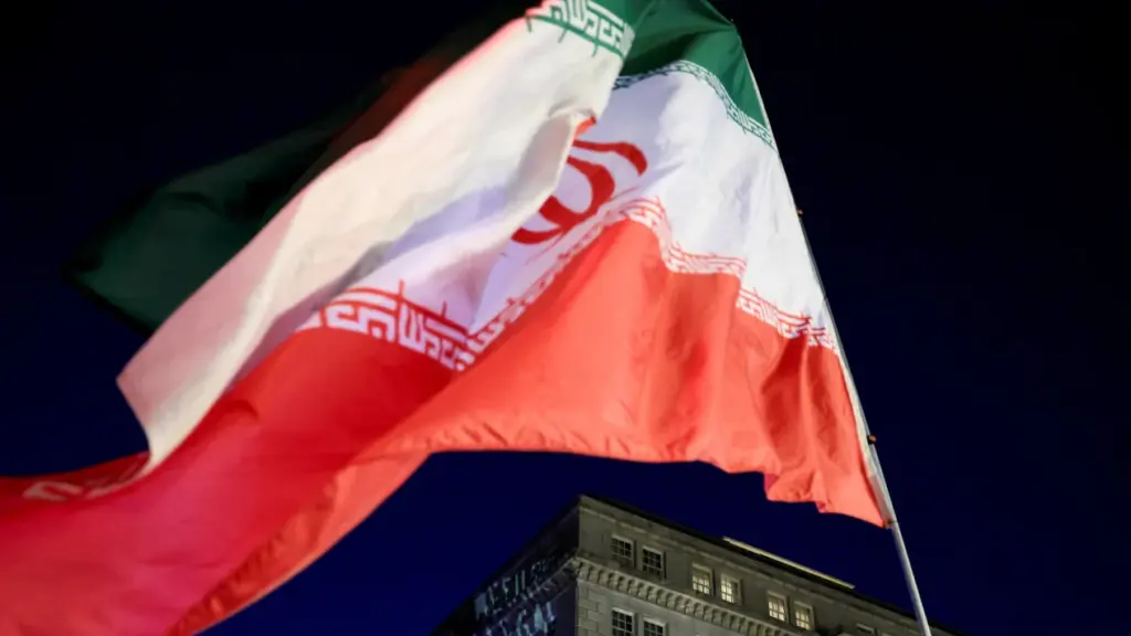 Iran Tetap Siaga Usai Sepakat dengan AS, Pezeshkian Tegaskan Semua Skenario Masih Mungkin