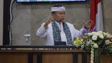 Jawa Barat Tak Bisa Istimewa Tanpa RT dan RW, Pesan Kuat dari Cirebon