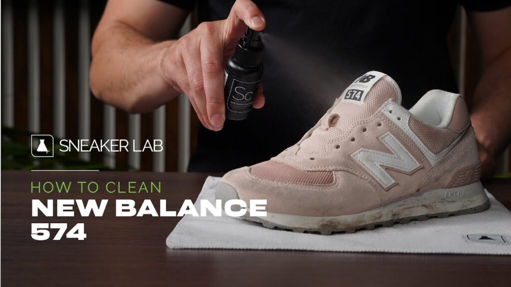 Cara Aman Membersihkan Sepatu New Balance, Biar Awet Tanpa Merusak Material