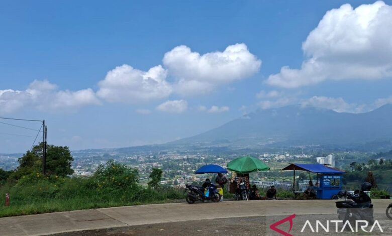 20 Gunung Tertinggi Jawa Barat, Ciremai Paling Menonjol di Antara Raksasa Sunda