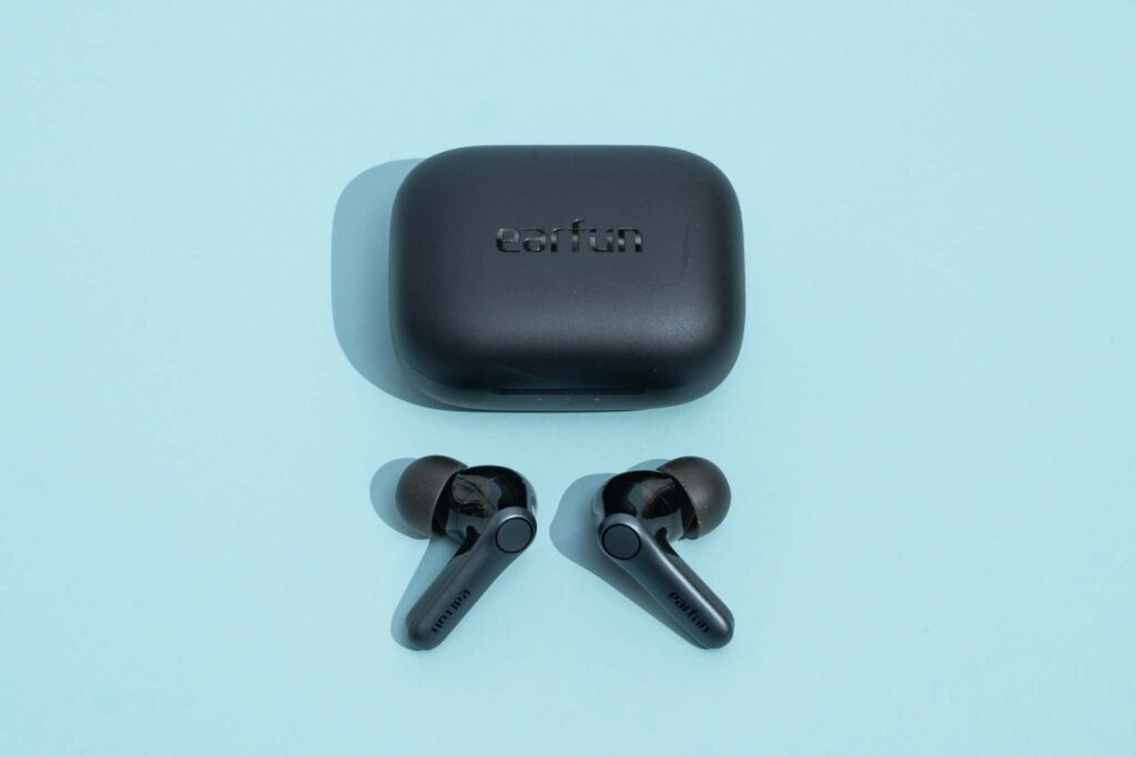 6 Earbuds Murah di Bawah 5000 Rupees, ANC dan Baterai Jumbo Sudah Masuk Kelas Terjangkau