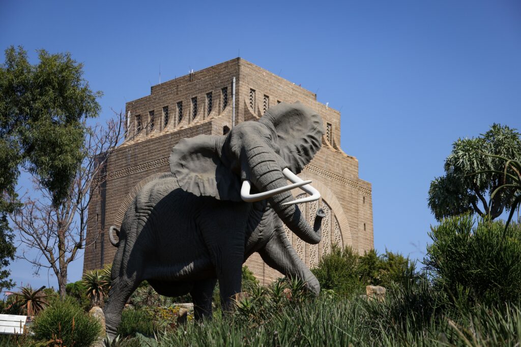 Cenotaph dan Relief Marmer Raksasa, Detail Paling Mencolok di Monumen Voortrekker