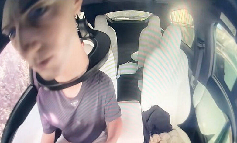 Boneka Murah Ini Bisa Membobol Pemantauan Tesla, Pengemudi Dapat Lengah Tanpa Terdeteksi