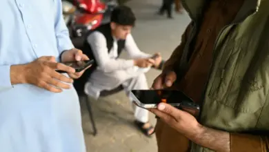 Taliban Larang Smartphone di Kantor Pemerintah, Pekerjaan Pegawai Jadi Terancam