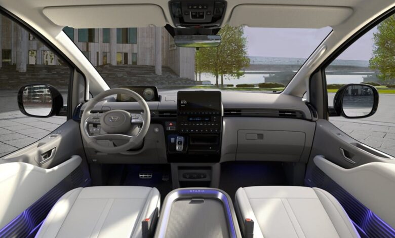 Staria Hybrid Muncul di Data Resmi RI, Hyundai Siap Geser Peta MPV Premium
