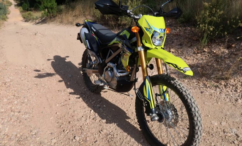 KLX150 S Cuma Rp 35 Juta, Ini Jalur Termurah untuk Punya Motor Trail Kawasaki