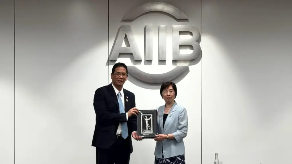 AIIB Kucurkan Komitmen Rp 301,8 Triliun, Indonesia Bidik Proyek 2025-2029
