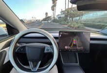 Kepala Boneka Dipakai Menipu Tesla, Celah Aneh di Full Self-Driving