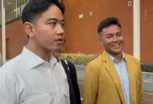 Gibran Ajak 5 Mahasiswa Tur Indonesia Timur, Program Prioritas Disorot dari Ende ke Papua