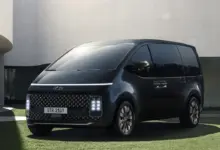 Staria Hybrid dan EV Muncul di Dokumen Resmi, Hyundai Masih Hitung Peluang Indonesia