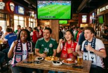5 Outfit Nobar Piala Dunia yang Nyaman Dipakai Berjam-jam, Tetap Kece di Foto
