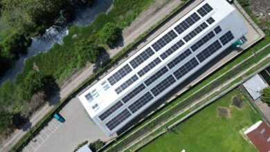 PLTS Atap APL di Jawa Timur Pangkas Emisi, Industri Kesehatan Makin Sulit Abaikan Energi Bersih