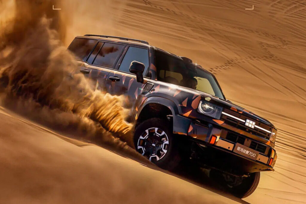 1.113 Hp, Geely Galaxy Cruiser 700 Siap Menantang Defender di Medan Lumpur