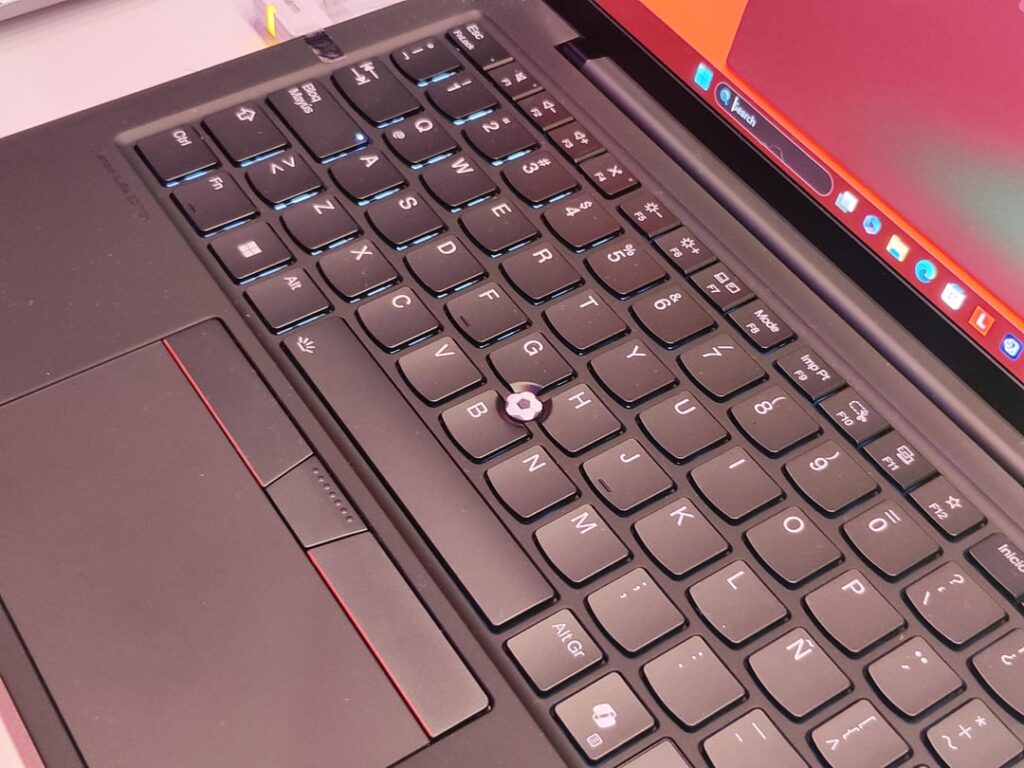 Lenovo Bawa Laptop Premium Edisi Piala Dunia 2026, Harga Termahalnya Tembus Rp 61,9 Juta