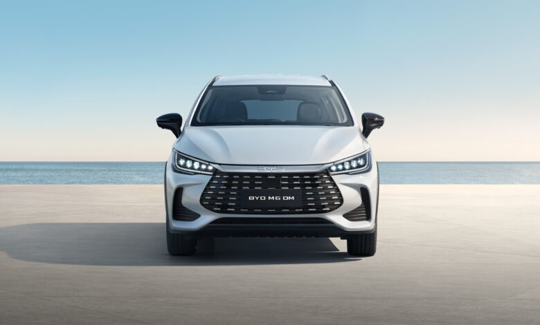 Dengan Rp 298 Juta, BYD M6 DM Tawarkan Jarak Tempuh Gabungan hingga 1.300 Km
