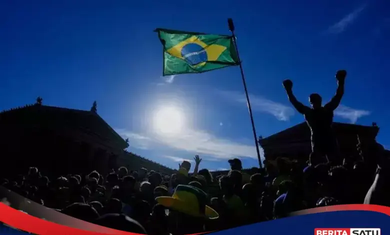 Suporter Brasil Tak Berani Sentuh Patung Rocky di Philadelphia, Kutukan Lama Kembali Dibicarakan