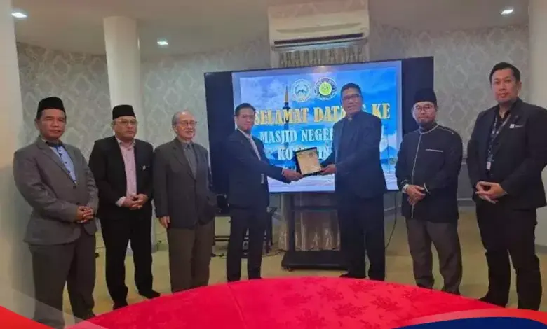 Kedekatan Islam Sabah dengan Indonesia yang Mengejutkan Padre Marco di Kinabalu
