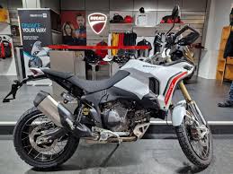 DesertX V2 Dibekali Kalibrasi Total, Ducati Naikkan Standar Motor Adventure