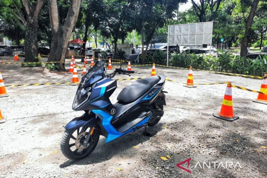 Alva One XP Turun ke Rp31,5 Juta, TFT Adaptif dan Konektivitasnya Jadi Andalan
