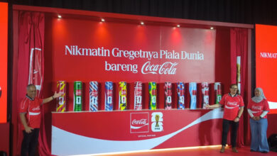 KRL Disulap Jadi Ruang Piala Dunia, Coca-Cola Bawa Kaleng Khusus dan Lagu Lokal