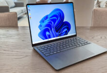 Harga Surface Laptop 8 Bikin Kaget, Baterai 20 Jamnya Langsung Jadi Pembanding Utama