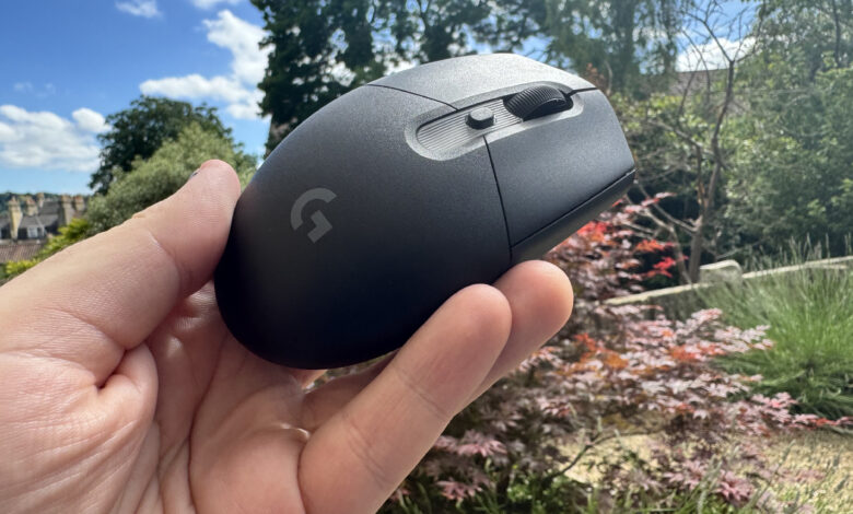 Logitech G305 X Superlight Dibuat Lebih Ringan, Sensor 44.000 DPI Tetap Murah