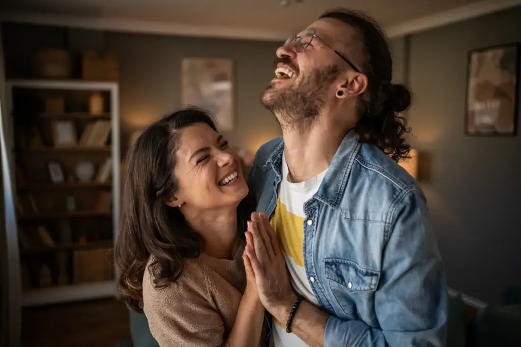 7 Cara Menghindari Friendzone Saat Mendekati Gebetan, Jangan Terlalu Aman