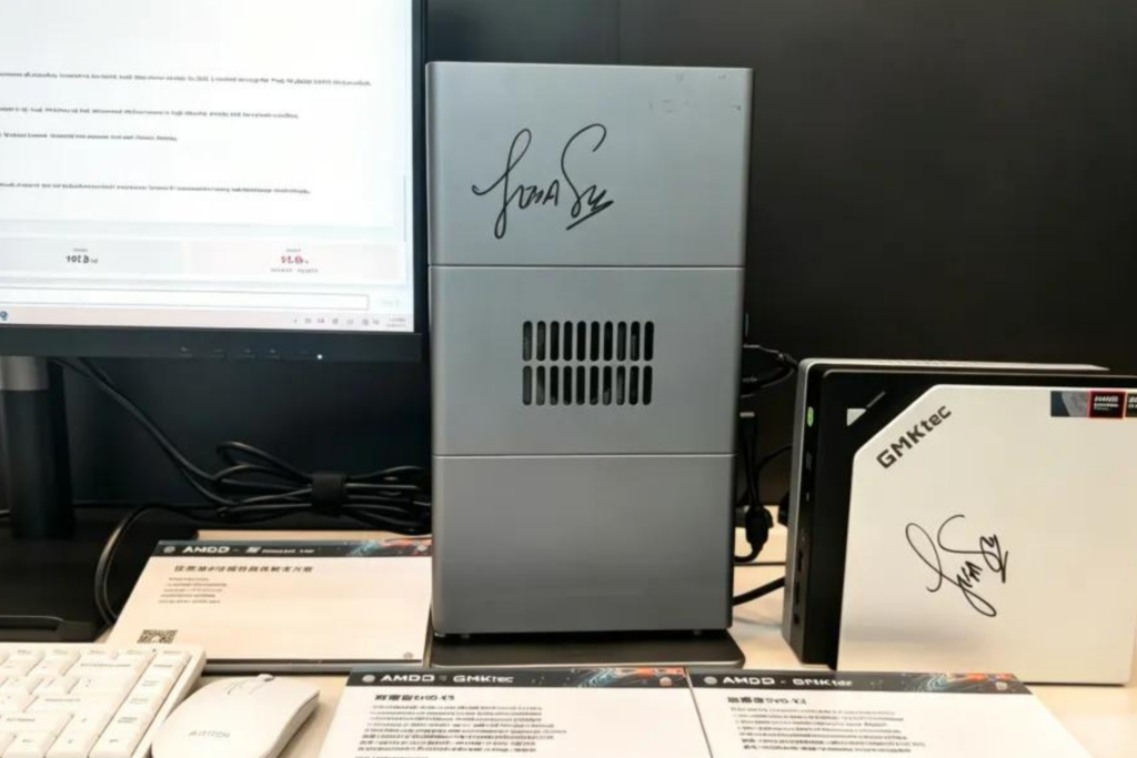 GMKtec EVO-X3 Siap Global, Mini PC AMD Ini Langsung Tawar 128GB RAM
