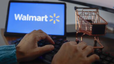 Paket Laptop dan Tablet Aeezo di Walmart Cuma $74, Aksesori Lengkapnya Bikin Mengejutkan