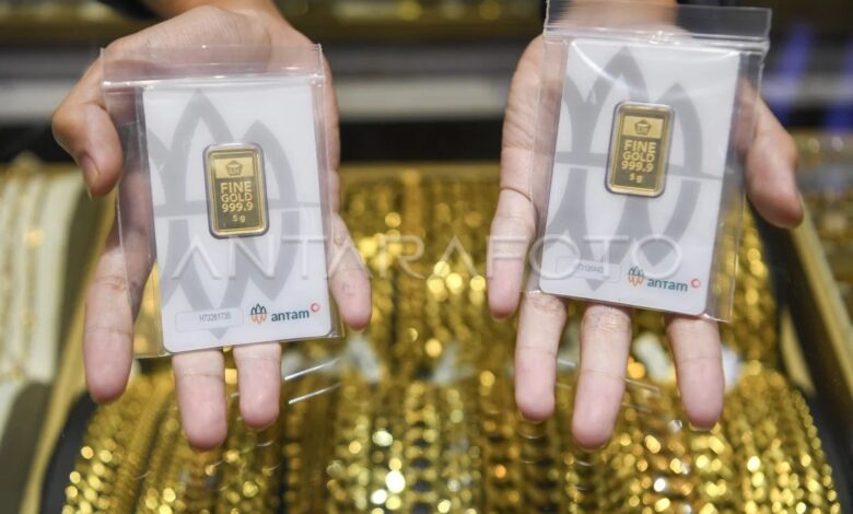Harga Emas Antam Bertahan, Selisih Jual dan Buyback Masih Menekan Minat Cepat