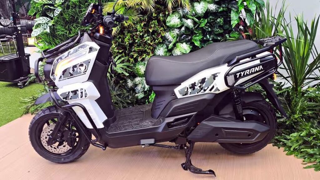 Jangkauan 160 Km Jadi Andalan Tyranno X, Motor Listrik Petualang Ini Dibanderol Rp32,8 Juta