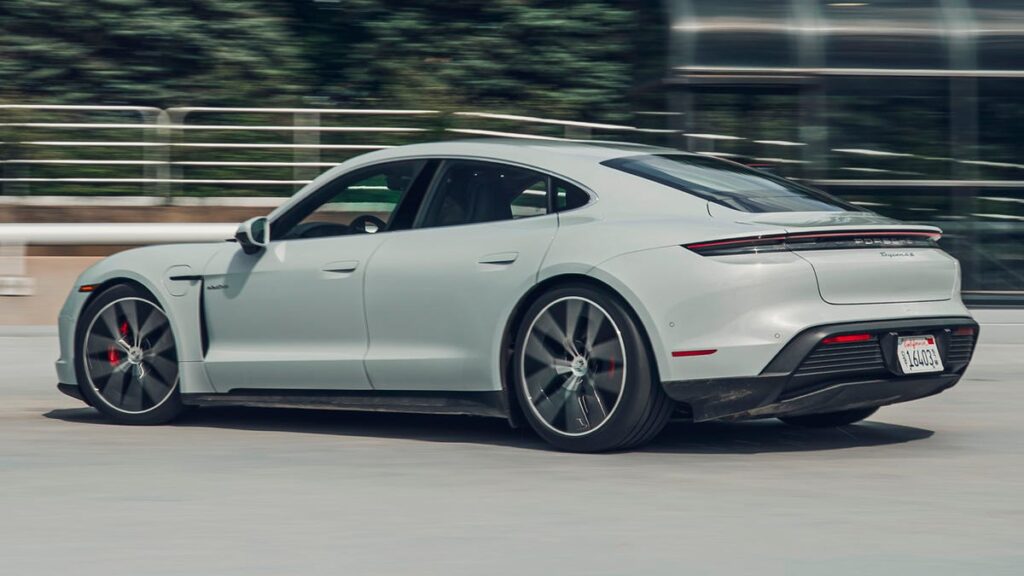 Taycan 2027 Dibuat Lebih Hidup, Porsche Hadirkan Sensasi Pindah Gigi di Mobil Listrik