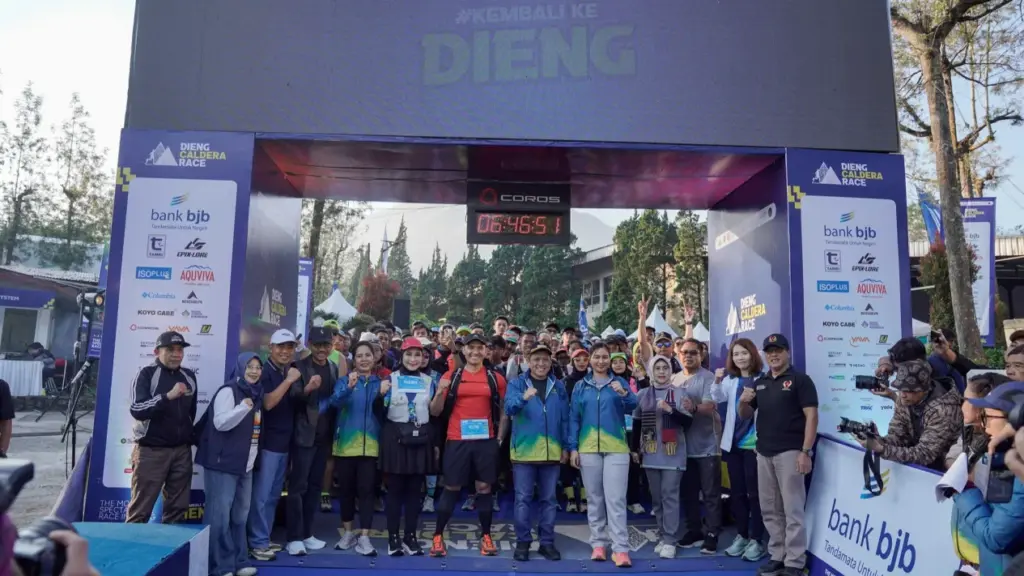 Dieng Dibanjiri 2.000 Pelari, Bank bjb Kerek Sport Tourism ke Panggung Lebih Besar
