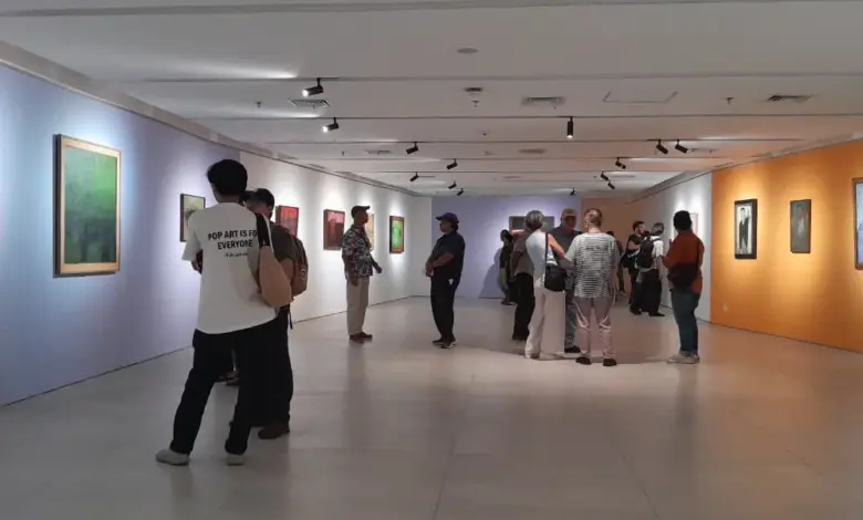 Zaini Menjadikan Objek Sehari-hari Menjadi Suasana, Kabut Warisannya Dibuka Lagi