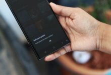 One UI 8.5 di Galaxy S23 Ultra Memunculkan Layar Garis Pink dan Bug Acak