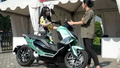 Harga BBM Nonsubsidi Naik, Alva Kebanjiran Pertanyaan Soal Motor Listrik