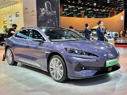 Denza Absen dari GIIAS 2026, Cara Baru Jual Mobil Premium Mulai Terlihat
