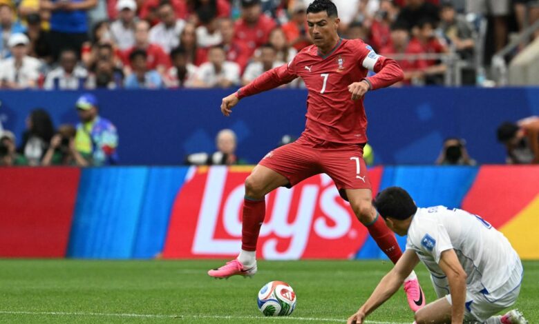 Ronaldo Cetak Sejarah di Houston, Portugal Menang Telak 5-0 atas Uzbekistan