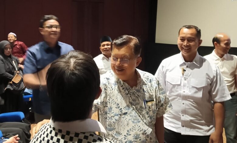 Jusuf Kalla Soroti Tanah Runtuh, Film Ini Dinilai Mengingatkan Arti Rekonsiliasi
