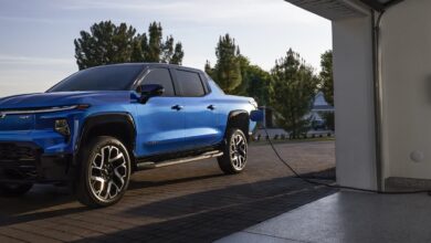 Mobil Listrik Bisa Jadi Cadangan Listrik Rumah, Ini Batas dan Risikonya