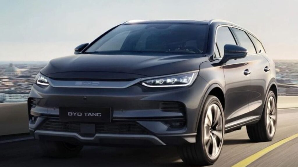 BYD Great Tang Tawarkan Isi Daya 9 Menit, Kabin 7 Penumpang dan Crabwalk Parkir