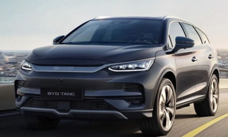BYD Great Tang Tawarkan Isi Daya 9 Menit, Kabin 7 Penumpang dan Crabwalk Parkir