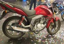 Honda NS125GU ABS Lebih Murah, Tapi Suzuki UY125 ABS Masih Unggul untuk Harian