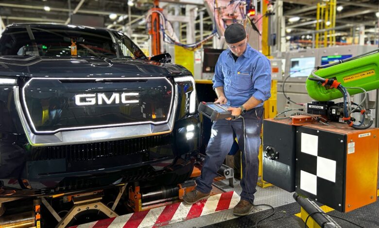 GM Pasang 50 Robot Usai PHK 1.000 Buruh, Ketakutan Baru Muncul di Factory Zero