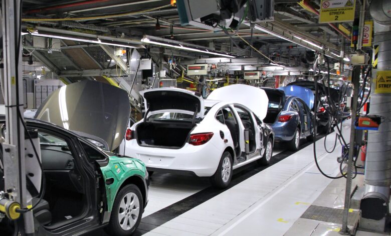 Vietnam Tarik Pabrik Jepang, Ribuan Pekerja Otomotif RI Terancam Terdampak