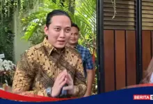 Undangan Pernikahan Tersingkap Saat Sespri Prabowo Bertemu Jokowi di Solo