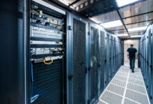 Beda Besarnya Ada di Dalam, Data Center dan Bitcoin Mine Ternyata Tak Sama