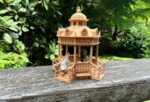 8 Model Saung Kecil yang Bikin Kebun Lebih Hidup, dari Bambu hingga Kaca