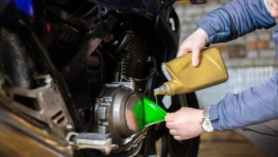 Mesin Cepat Panas dan Tarikan Berat, Begini Tanda Oli Motor Matic Harus Diganti